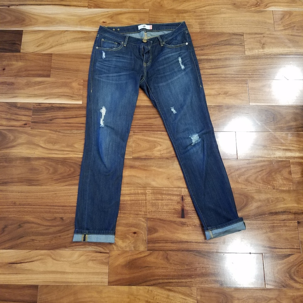 CAbi Slim Boyfriend Jeans